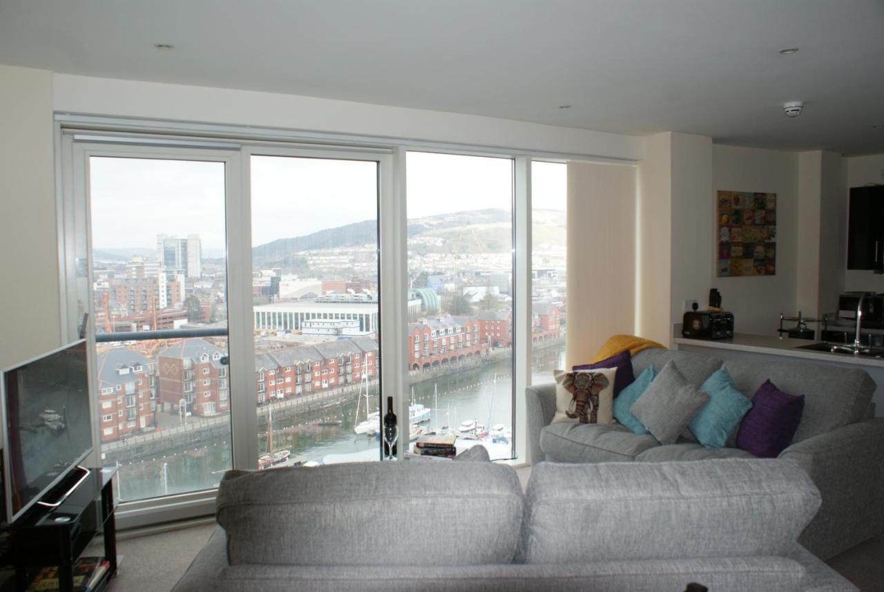 Coastal City Rooms - Waterfront Swansea Exterior foto